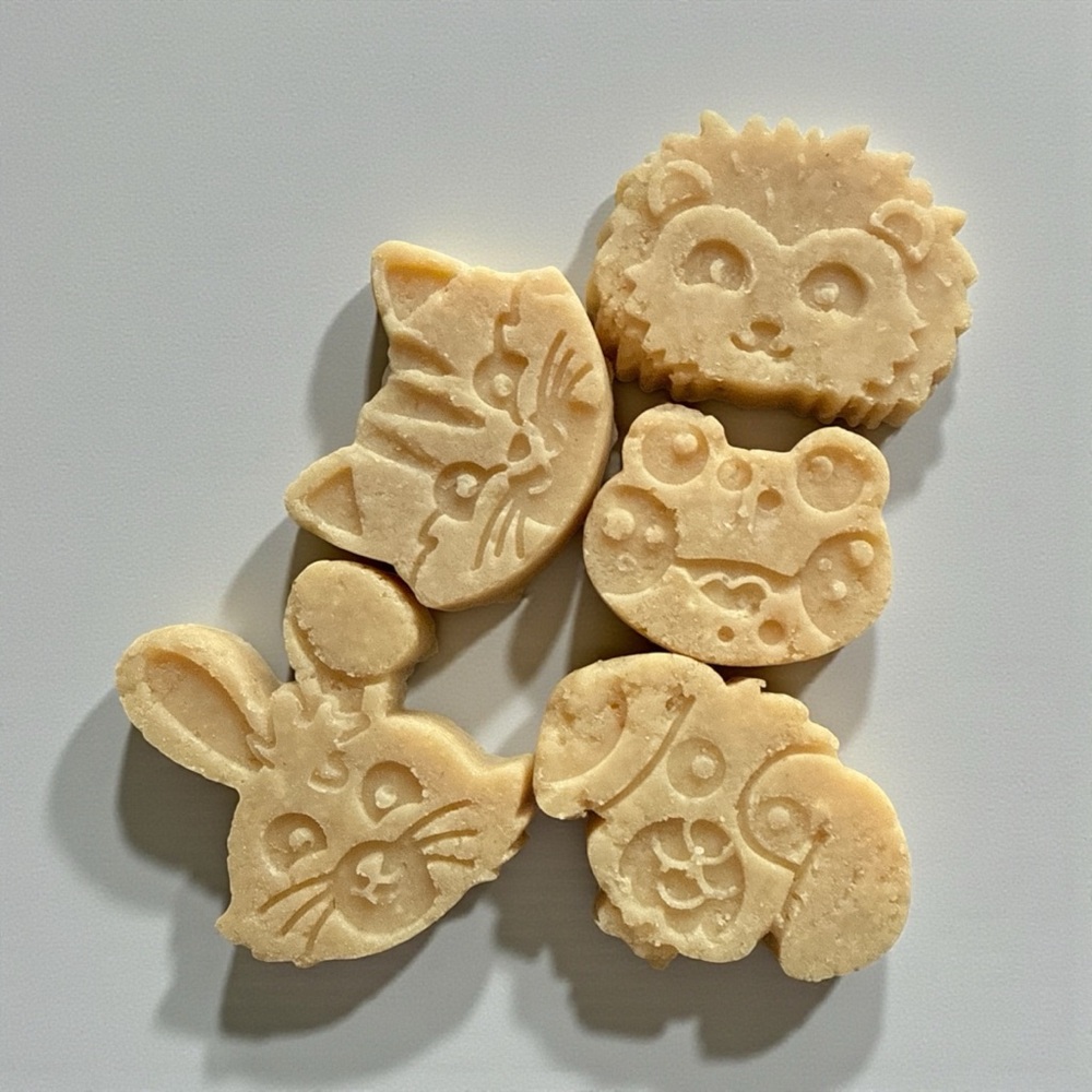 Frankincense & Myrrh Kids Goat Milk Soap - Picture 2 of 7